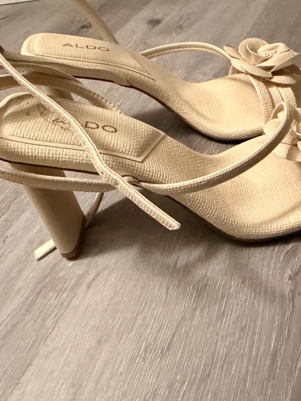 ALDO Women's Beige Floral Strap Sandals - Picture 2 of 4